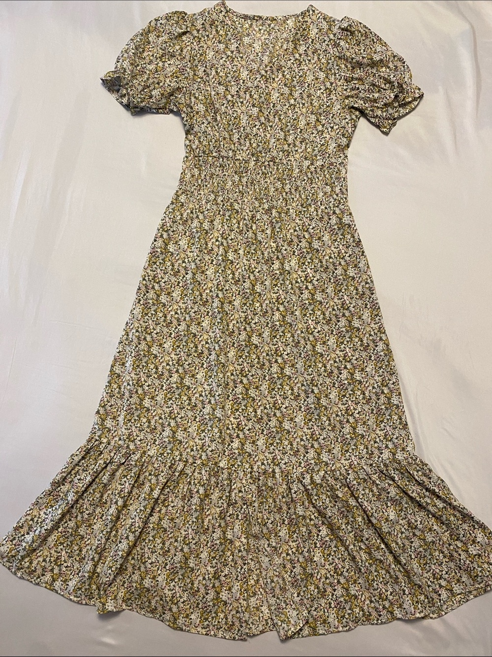 Floral Puff-Sleeve Maxi Dress in Olive Floral